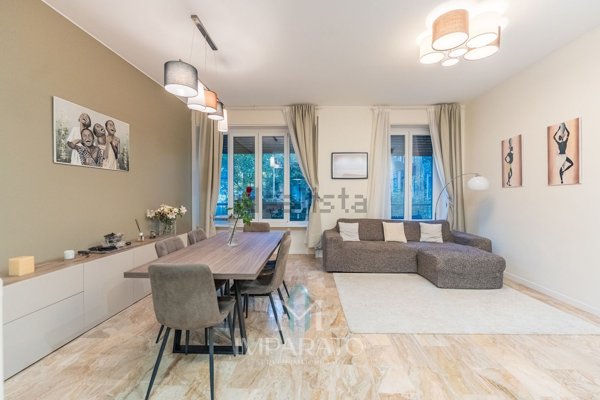 appartamento in vendita a Milano in zona Lorenteggio