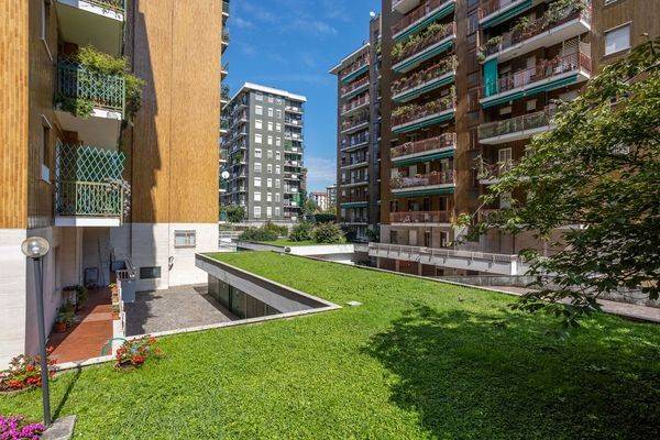 appartamento in vendita a Milano