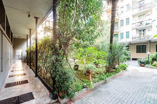 appartamento in vendita a Milano in zona Lambrate