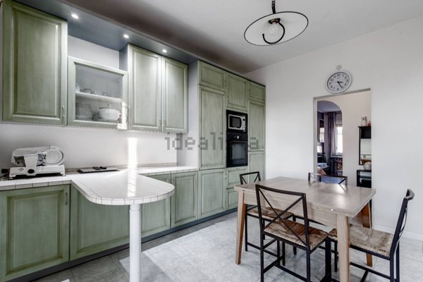 appartamento in vendita a Milano in zona Gratosoglio