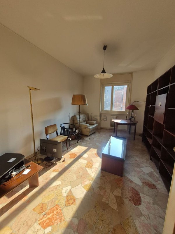 appartamento in vendita a Milano in zona Sempione