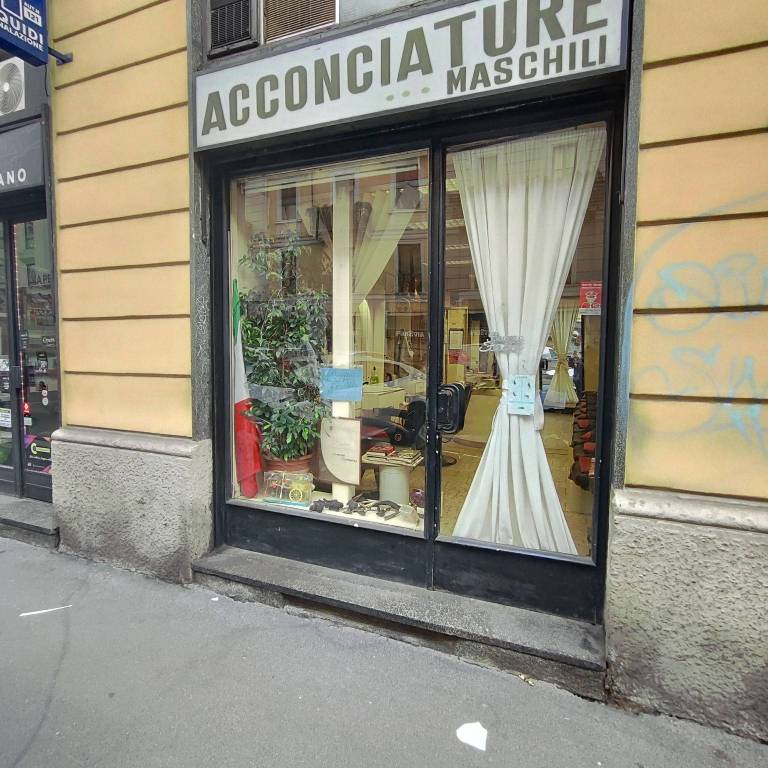 negozio in vendita a Milano in zona Porta Venezia