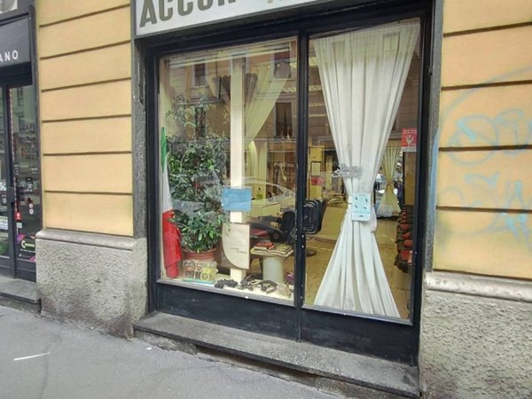 negozio in vendita a Milano in zona Porta Venezia