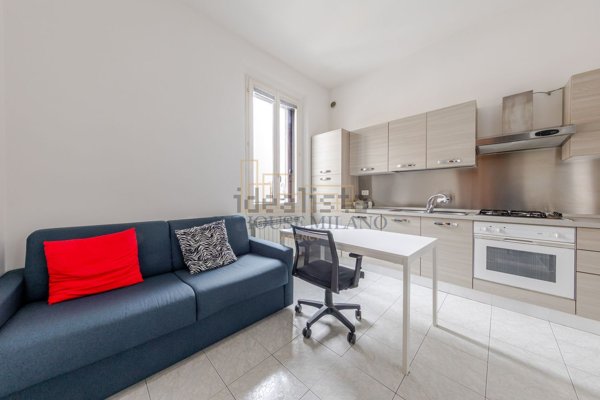 appartamento in vendita a Milano in zona Chiesa Rossa