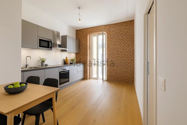 appartamento in vendita a Milano in zona Sempione