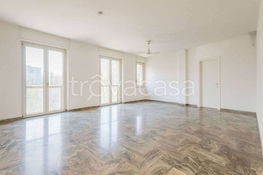 appartamento in vendita a Milano in zona Città Studi