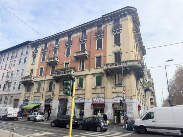 appartamento in vendita a Milano in zona Chiesa Rossa