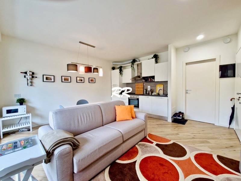 appartamento in vendita a Milano in zona Baggio