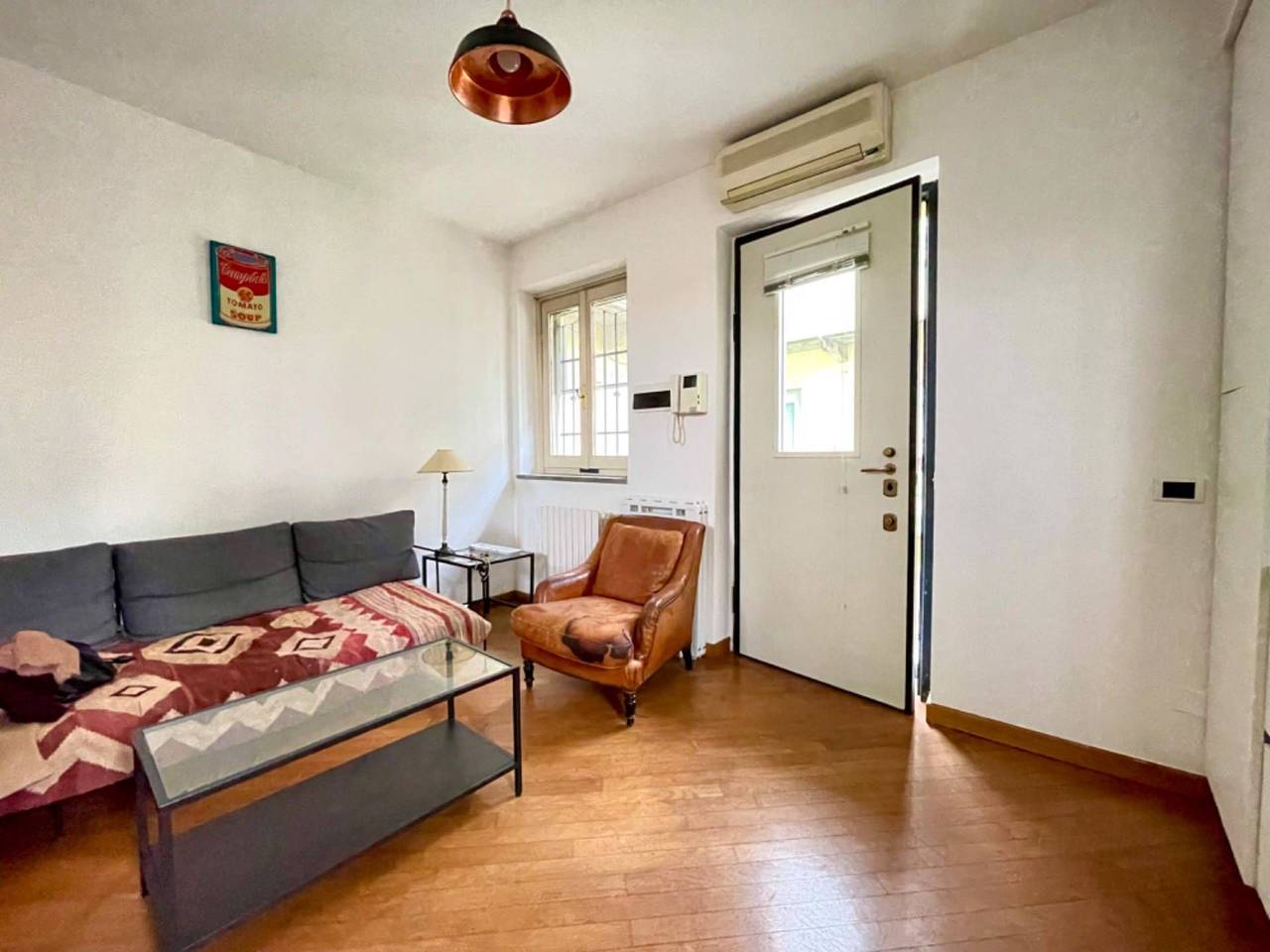 appartamento in vendita a Milano in zona Sant'Ambrogio