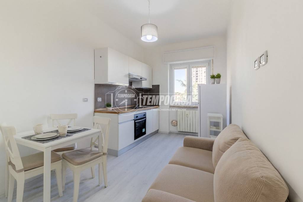 appartamento in vendita a Milano in zona Corvetto