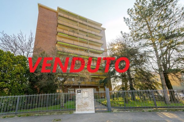 appartamento in vendita a Milano in zona San Siro