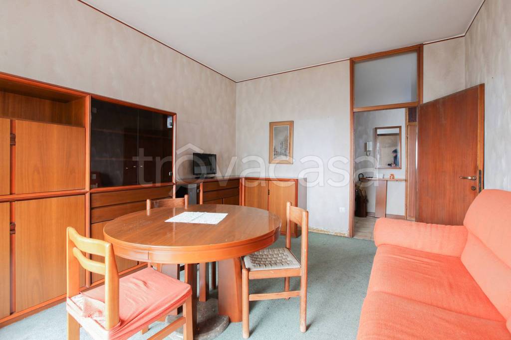 appartamento in vendita a Milano in zona Affori