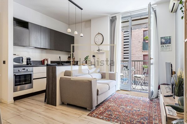 appartamento in vendita a Milano in zona Isola