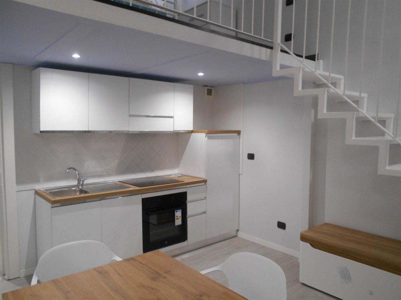 appartamento in vendita a Milano in zona Gratosoglio