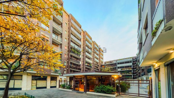 appartamento in vendita a Milano in zona Solari