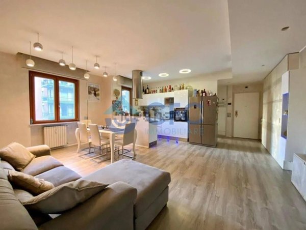 appartamento in vendita a Milano in zona Corvetto