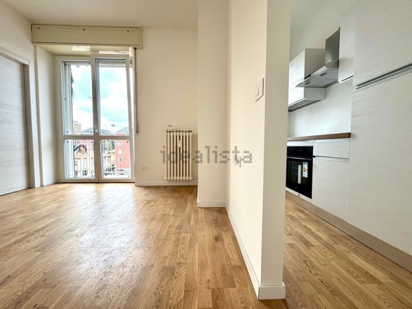 appartamento in vendita a Milano in zona Famagosta