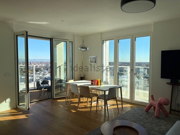 appartamento in vendita a Milano in zona Maggiolina