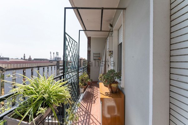 appartamento in vendita a Milano in zona Solari