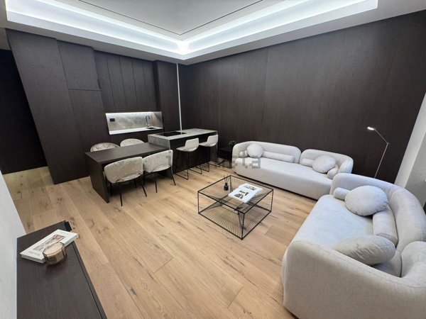 appartamento in vendita a Milano in zona Centro Direzionale