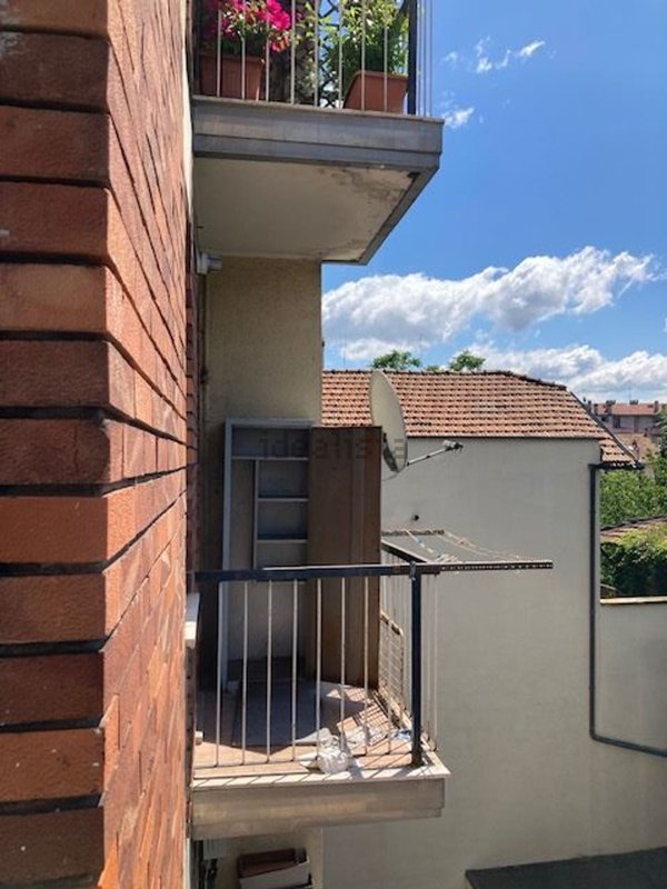 appartamento in vendita a Milano in zona Stadera