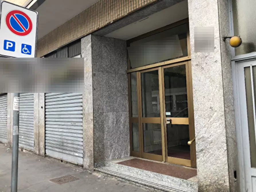 locale di sgombero in vendita a Milano