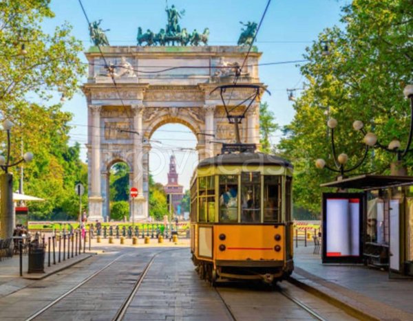 appartamento in vendita a Milano in zona Sempione