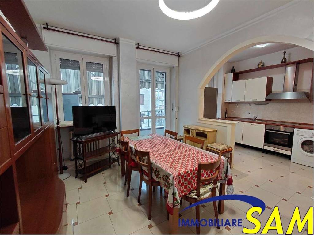 appartamento in vendita a Milano in zona Porta Vittoria