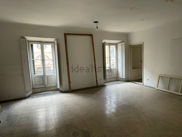 appartamento in vendita a Milano in zona Porta Genova