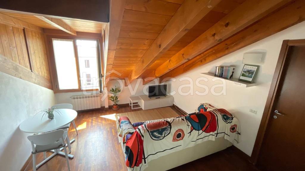 appartamento in vendita a Milano in zona Gorla