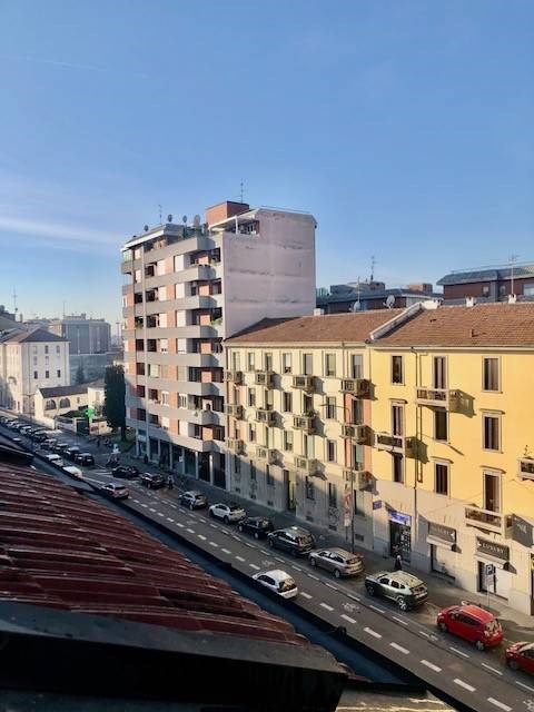 appartamento in vendita a Milano in zona Gorla