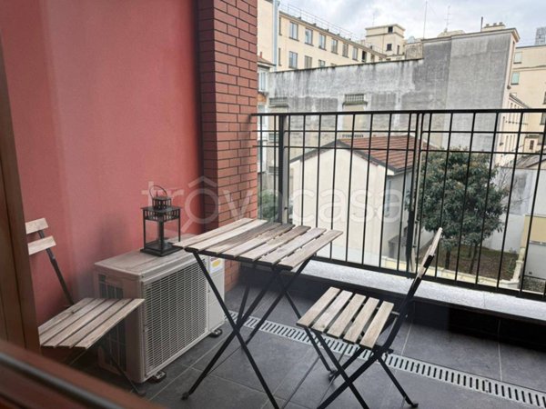 appartamento in vendita a Milano in zona Piazzale Lodi