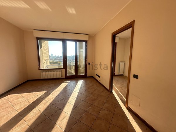 appartamento in vendita a Milano in zona Adriano
