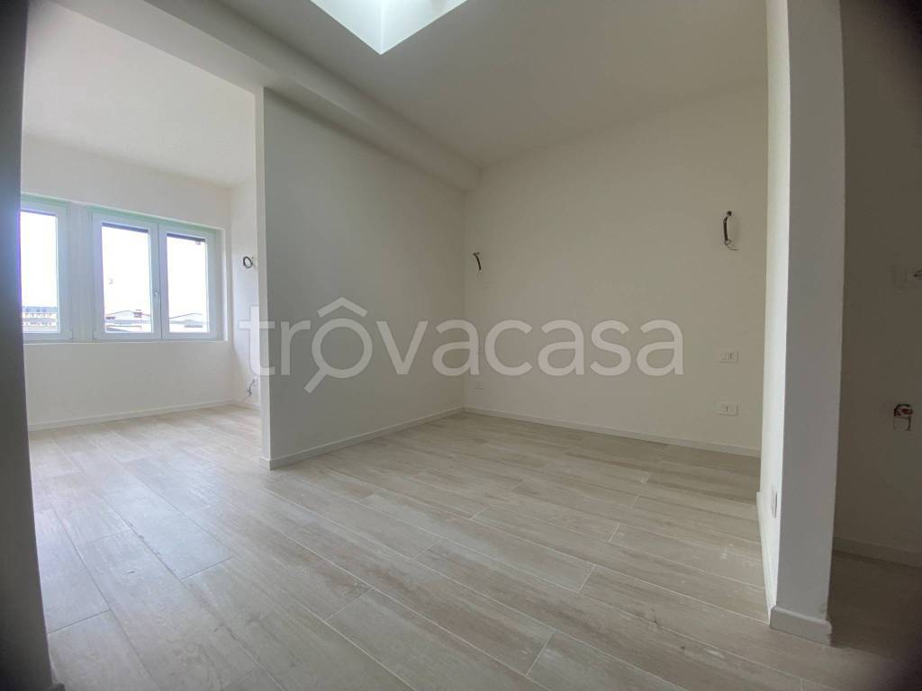 appartamento in vendita a Milano in zona Dergano