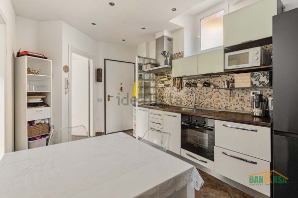 appartamento in vendita a Milano in zona Niguarda