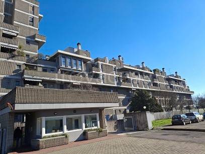 appartamento in vendita a Milano in zona Ronchetto sul Naviglio