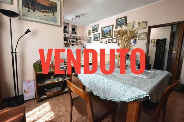 appartamento in vendita a Milano in zona Quarto Cagnino