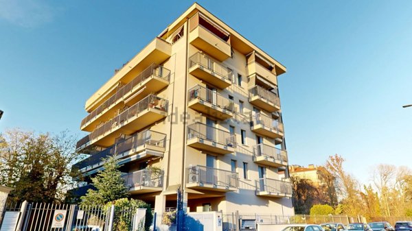 appartamento in vendita a Milano in zona Muggiano