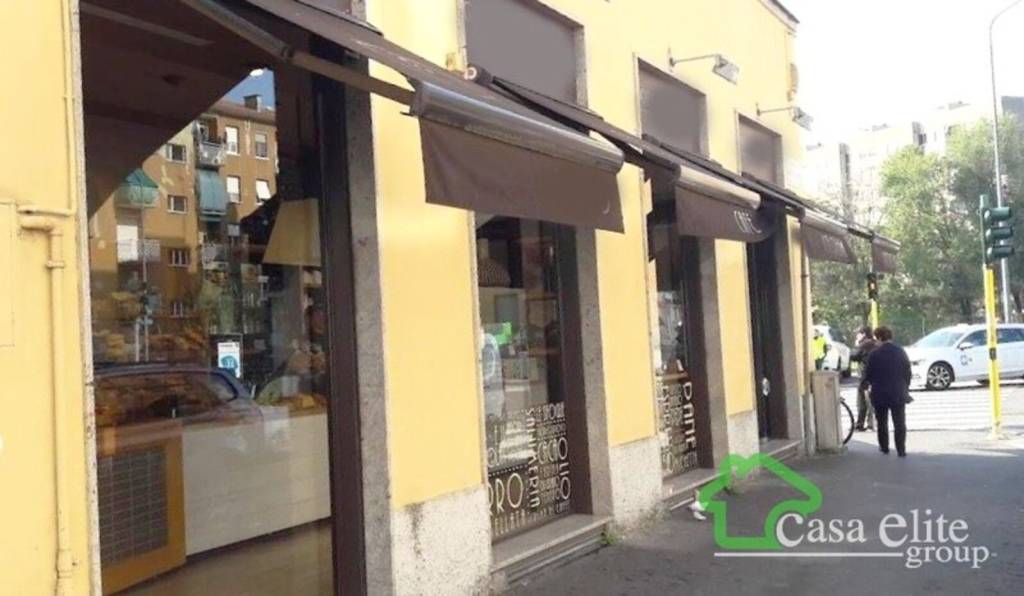 negozio in vendita a Milano in zona Corvetto