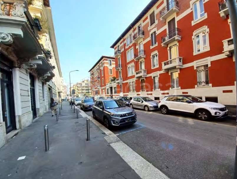 appartamento in vendita a Milano in zona Lambrate