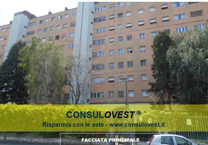appartamento in vendita a Milano in zona Quarto Cagnino