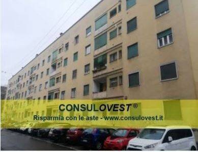 appartamento in vendita a Milano in zona Città Studi
