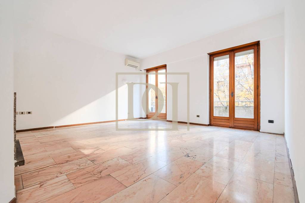 appartamento in vendita a Milano in zona Sempione