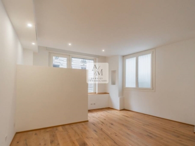 ufficio in vendita a Milano