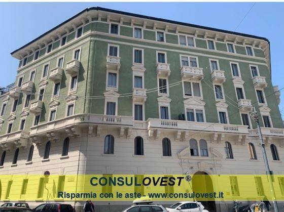 appartamento in vendita a Milano in zona Bovisa