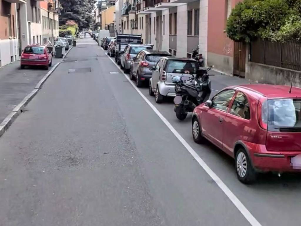 locale commerciale in vendita a Milano in zona Crescenzago