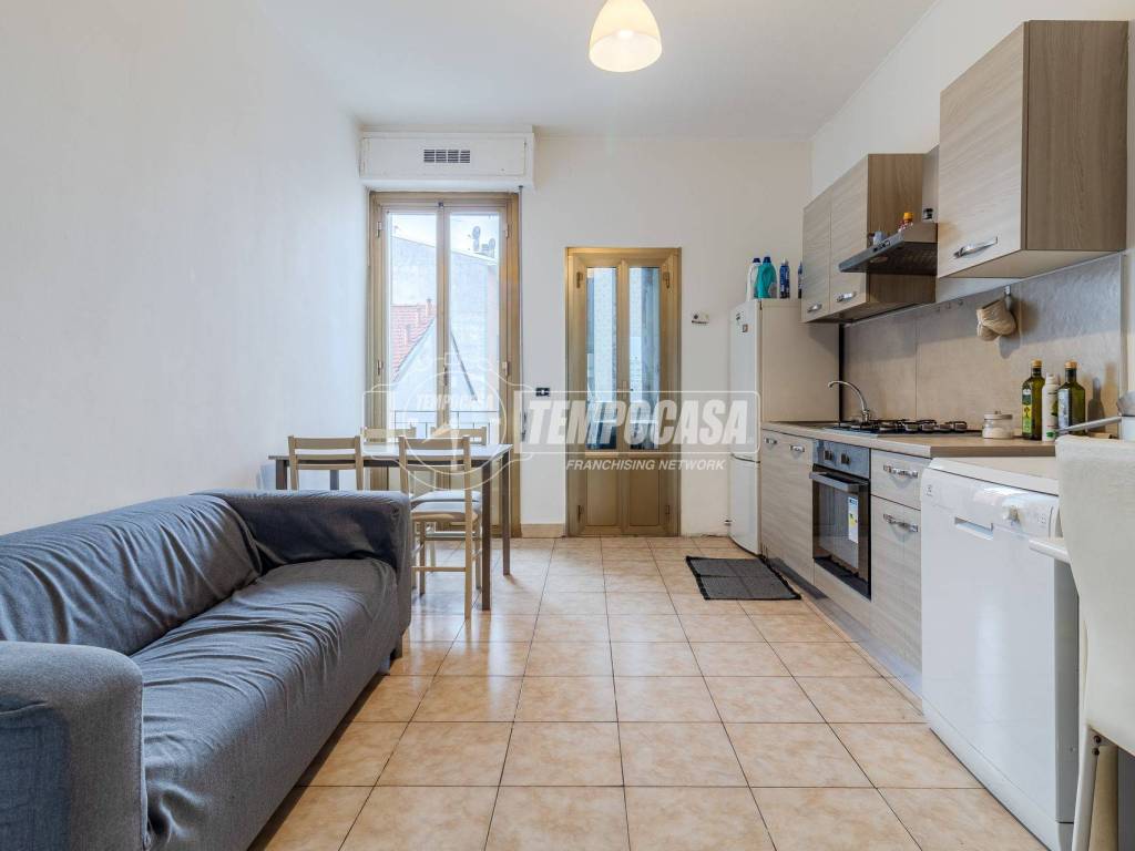 appartamento in vendita a Milano in zona Rogoredo