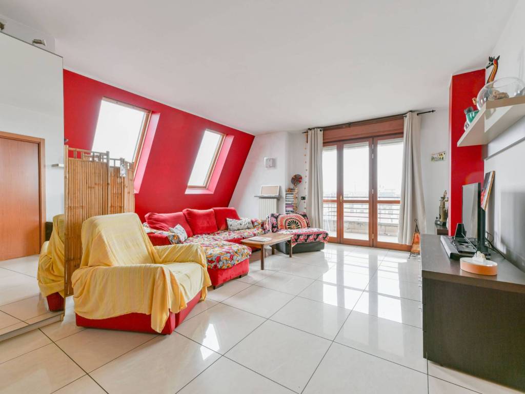appartamento in vendita a Milano in zona Città Studi
