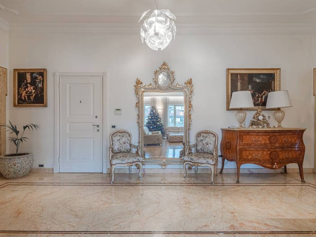 appartamento in vendita a Milano in zona Porta Venezia