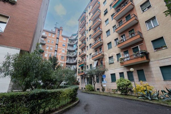 appartamento in vendita a Milano in zona Crescenzago